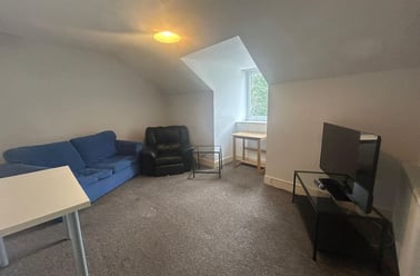 2 Lockyer Road,, Peverell, Plymouth - Image 2